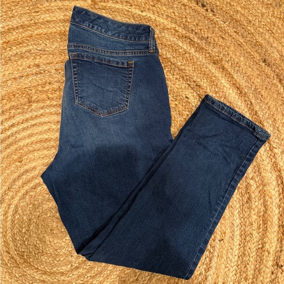 Torrid Straight Leg Medium Wash Jeans Size 16R - Picture 1 of 6